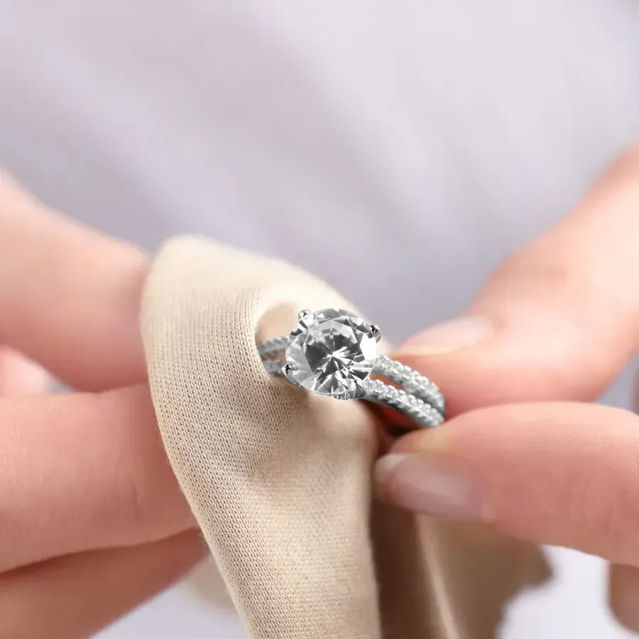 How To Clean Diamond Jewellery