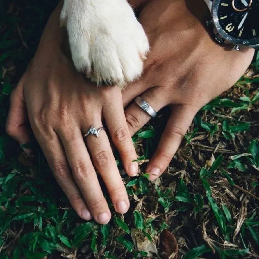CREATIVE WAYS TO INCLUDE YOUR PET IN YOUR WEDDING