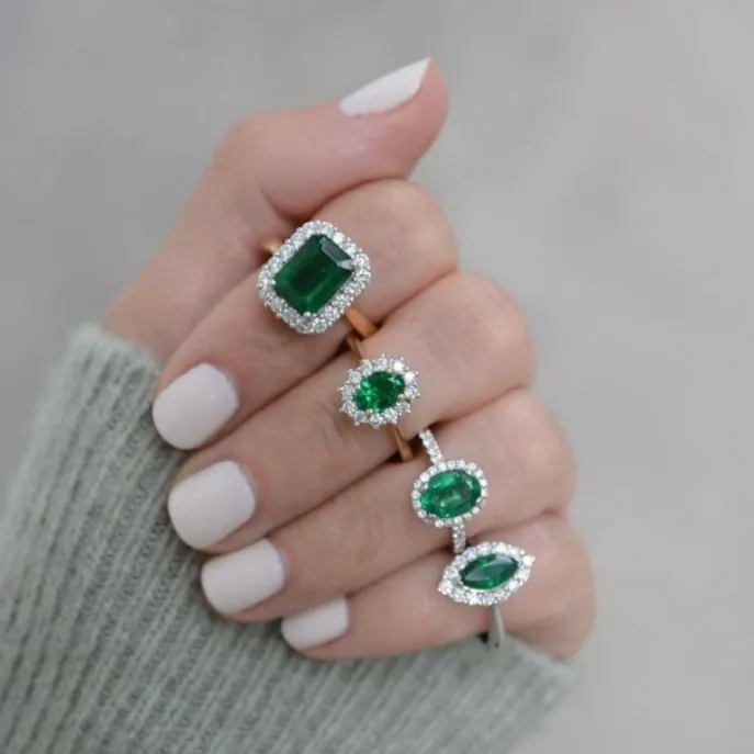 HALO ENGAGEMENT RINGS